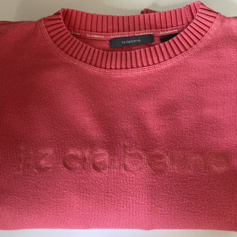 Liz Claiborne coral long sleeved sweater